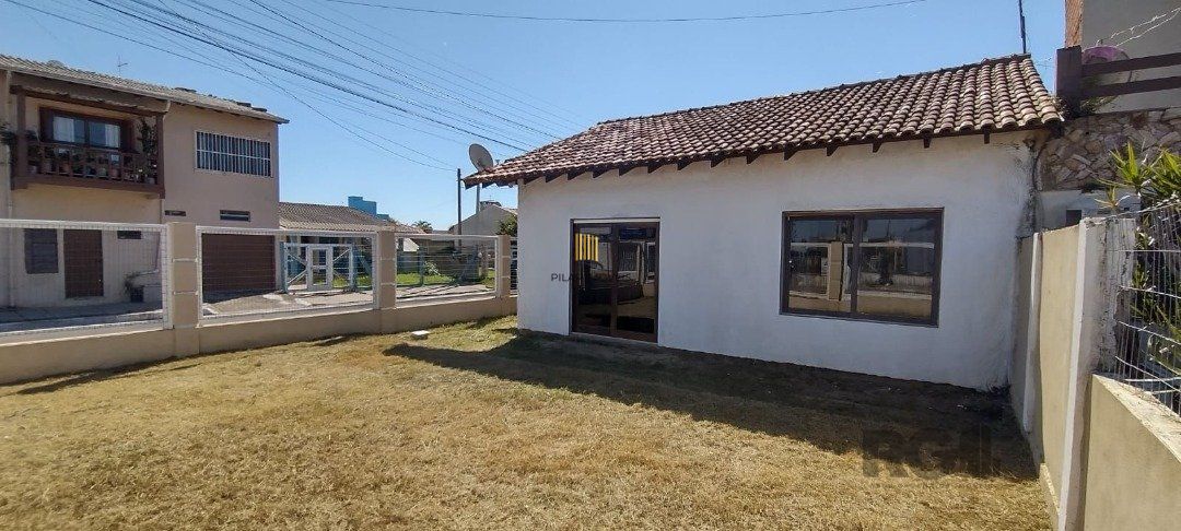 Casa 2 dormitórios no bairro Centro