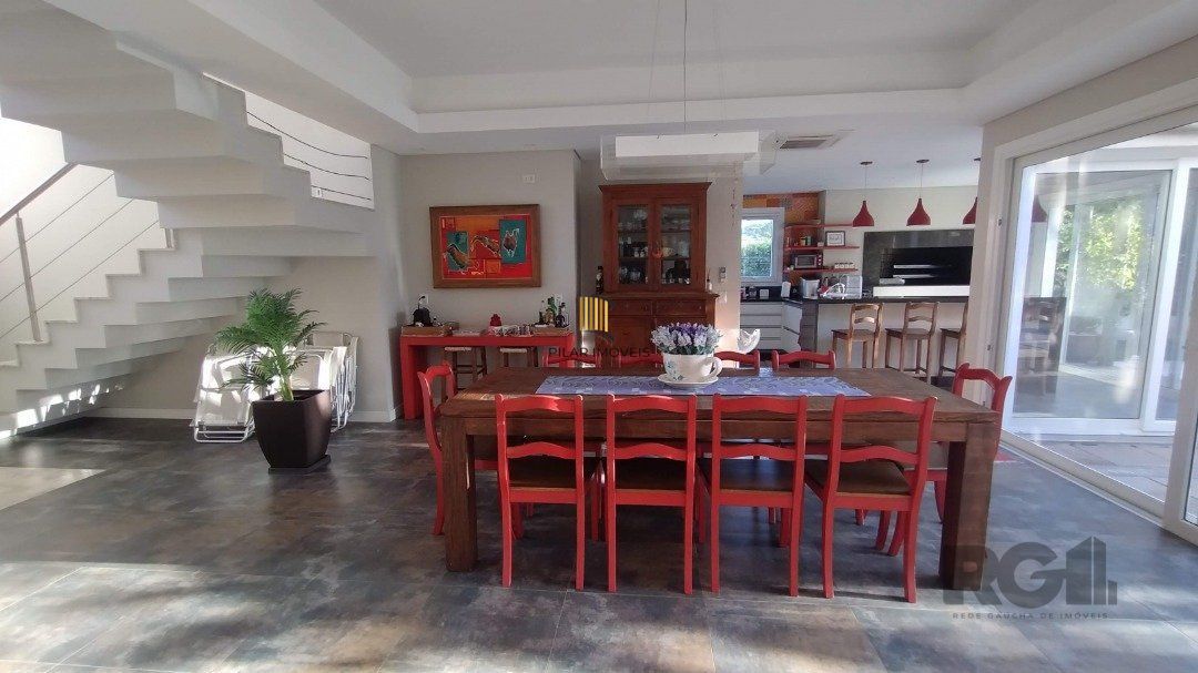 Casa de Condomínio 5 dormitórios no bairro Atlântida