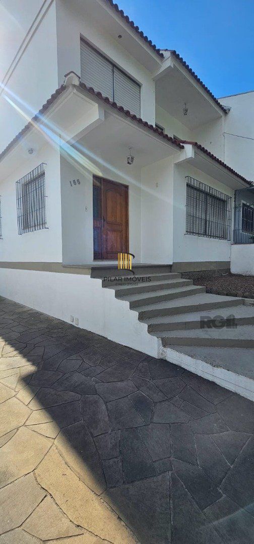 Casa 4 dormitórios no bairro Jardim Sabará