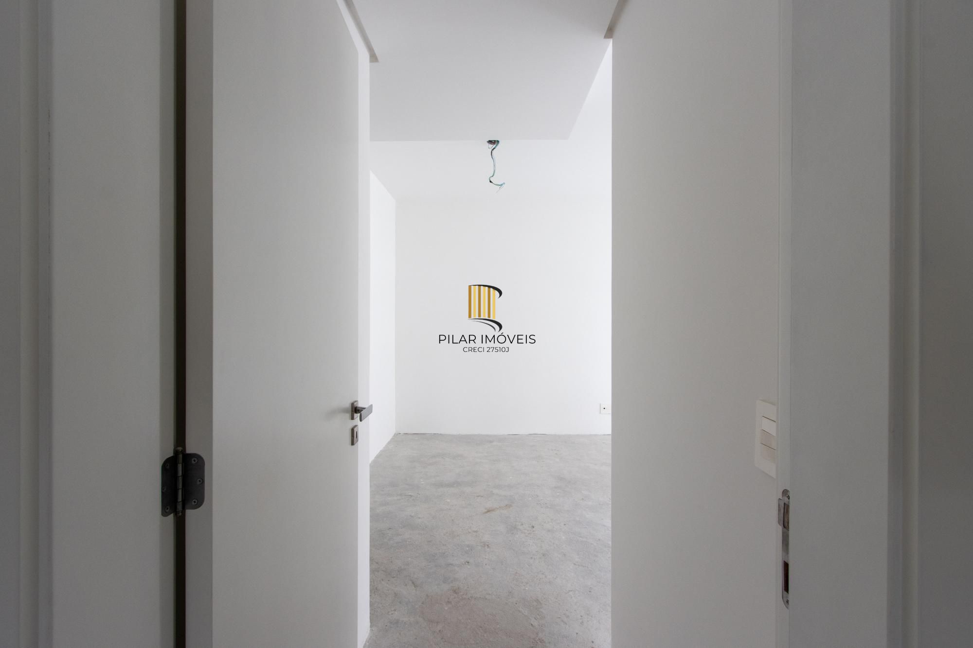 Apartamento 4 dormitórios no bairro Bela Vista