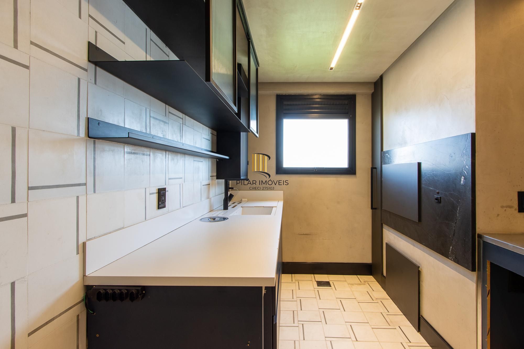 Apartamento 2 dormitórios no bairro Passo da Areia