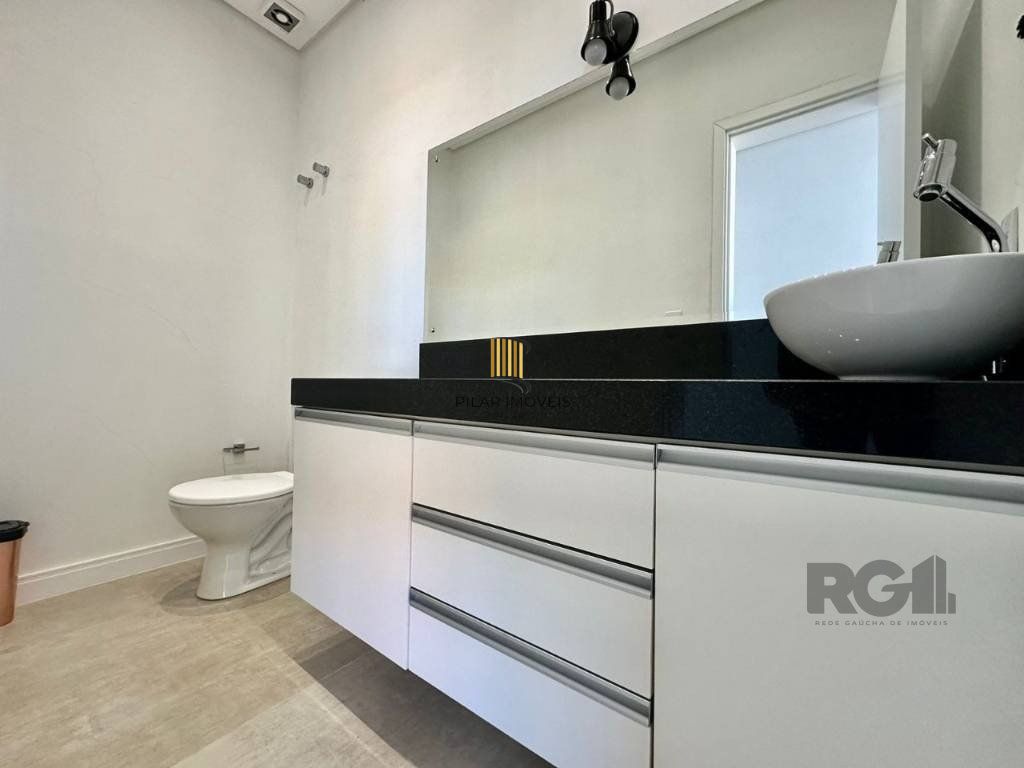 Casa 4 dormitórios no bairro Remanso