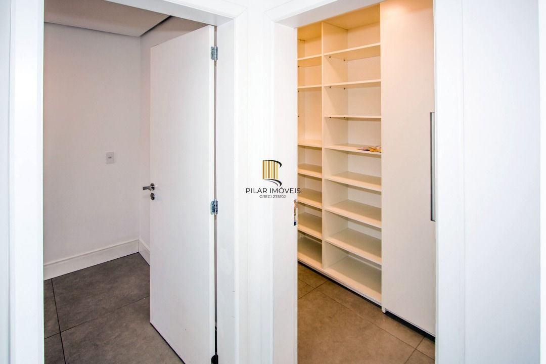 Casa Condominio para Venda - 414m², 4 dormitórios, sendo 4 suites, 3 vagas - Terra Ville