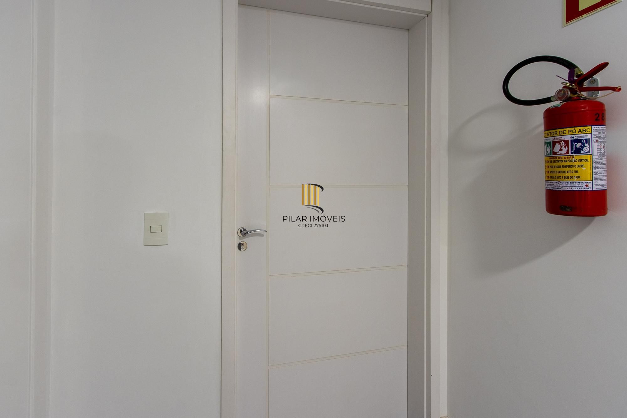 Conjunto/Sala para Venda - 118.74m², 0 dormitórios, São João