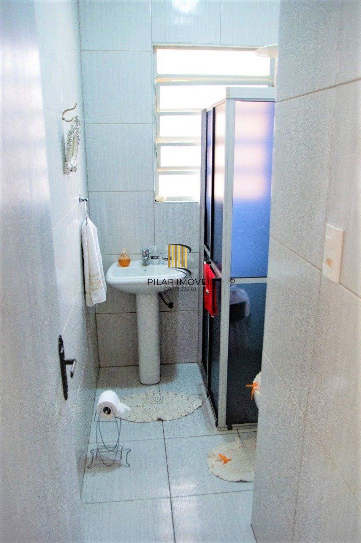 Casa para Venda - 423.16m², 4 dormitórios, sendo 1 suites, 4 vagas - Glória