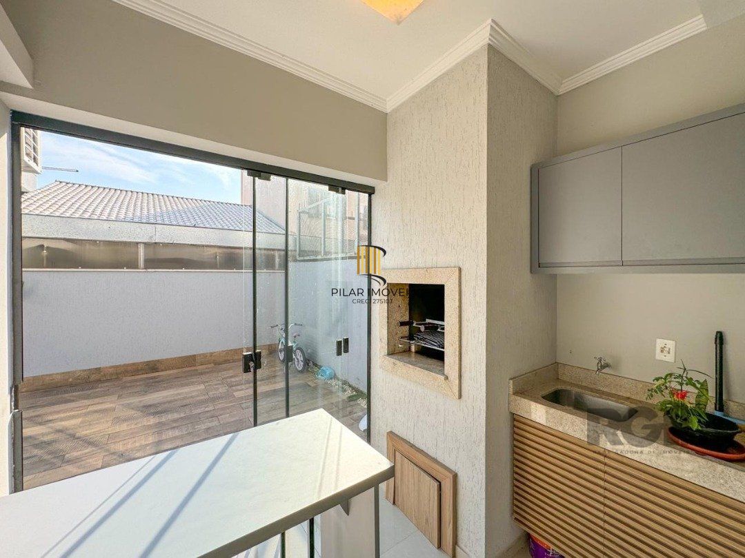 Casa para Venda - 135m², 3 dormitórios, sendo 1 suites, Hípica