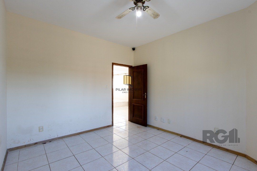 Casa 4 dormitórios no bairro Tristeza
