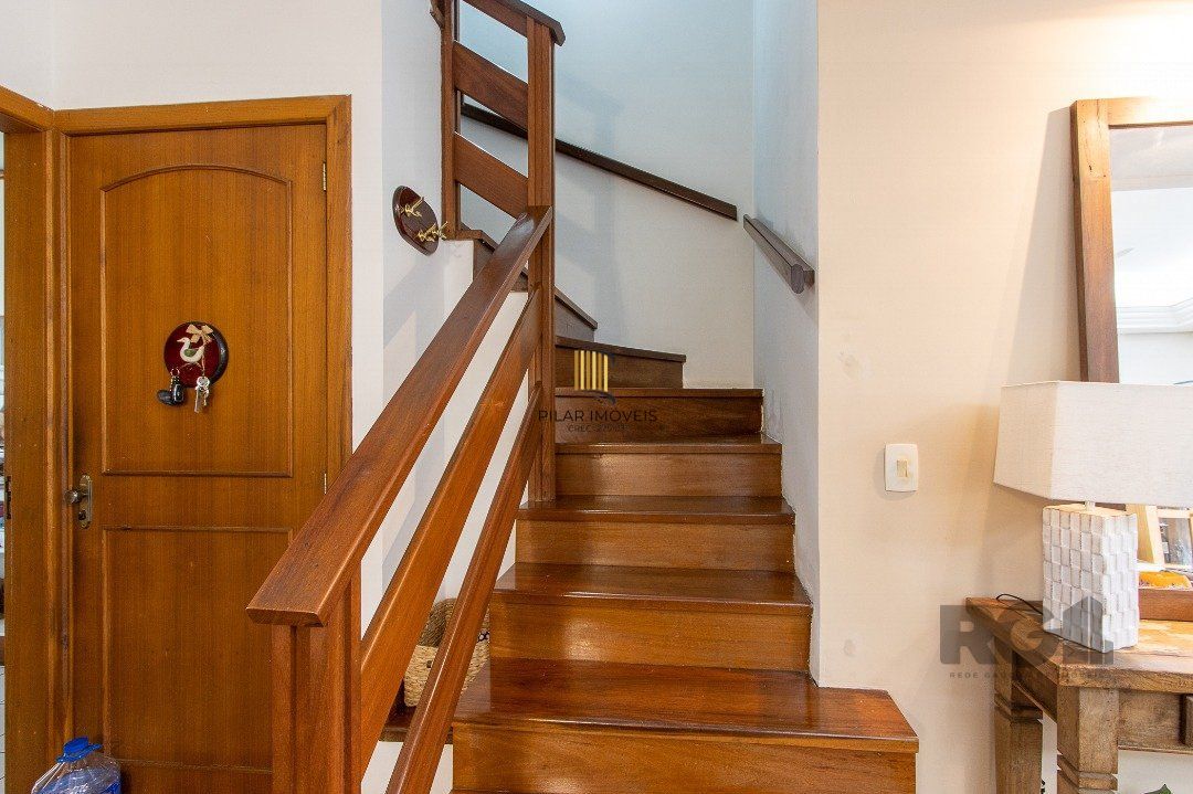 Casa em condomínio à venda, 4 quartos, 2 suites, 2 vagas - Bairro Tristeza