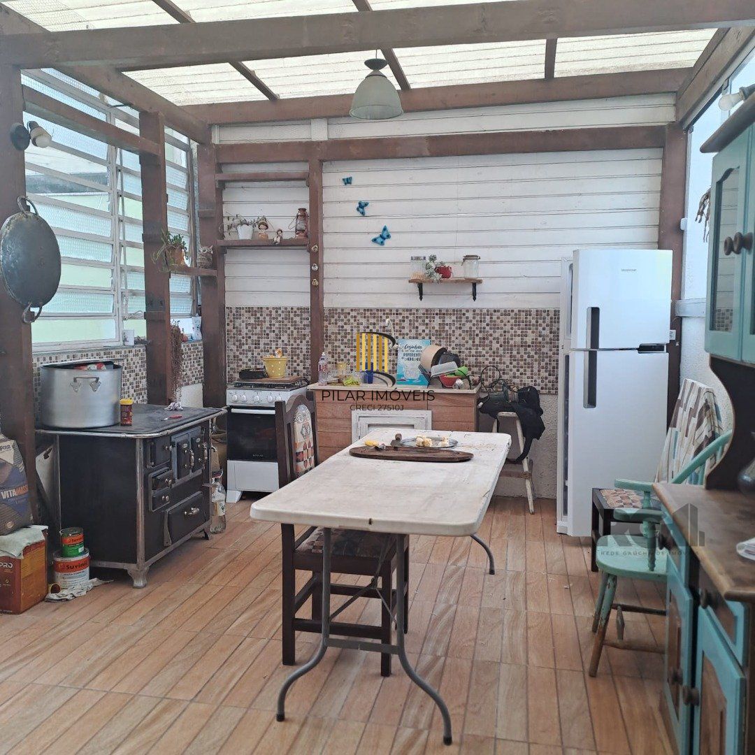 Casa de Condomínio 3 dormitórios no bairro Hípica