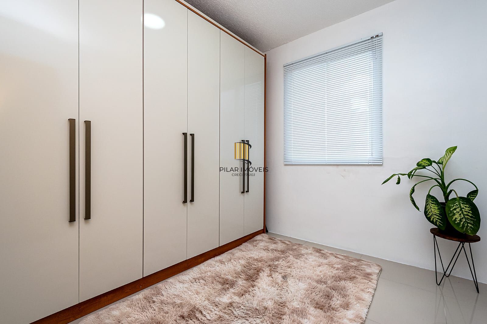 Apartamento 2 dormitórios Bairro Canudos.