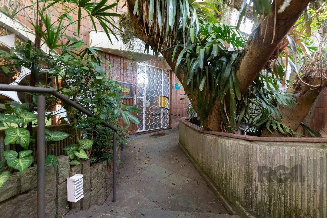Casa 4 dormitórios no bairro Vila Assunção