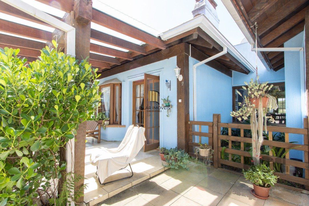Casa de Condomínio 3 dormitórios no bairro Belém Novo