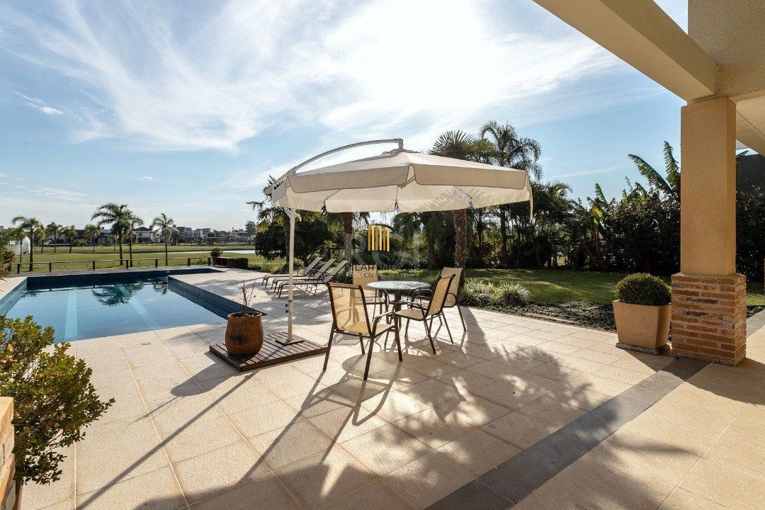 Casa Condominio para Venda - 670m², 5 dormitórios, sendo 5 suites, 4 vagas - Terra Ville