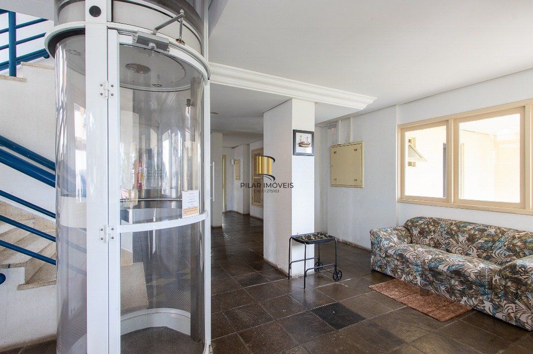 Apartamento com 3 dormitórios na Rua Dr. Barcelos
