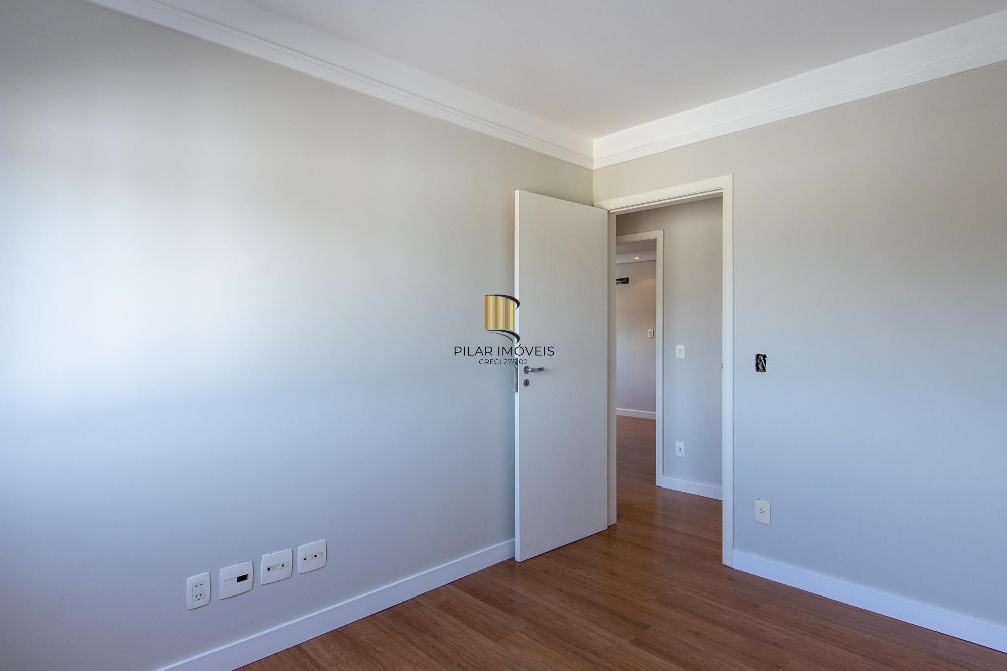 Excelente apartamento de 3 dormitórios, 1 suíte e 2 vagas de garagem.