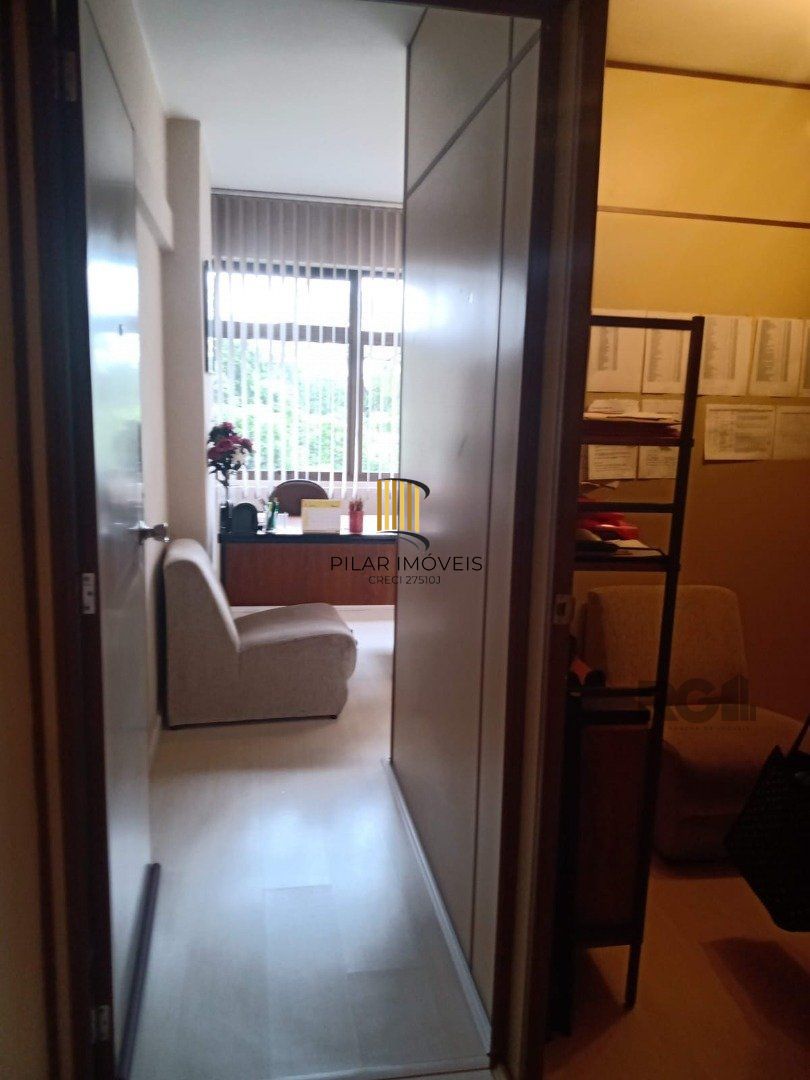 Excelente sala comercial toda reformada em ótima localização