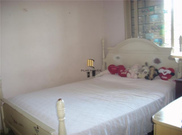 Casa para Venda - 238m², 4 dormitórios, sendo 1 suites, 2 vagas - Medianeira