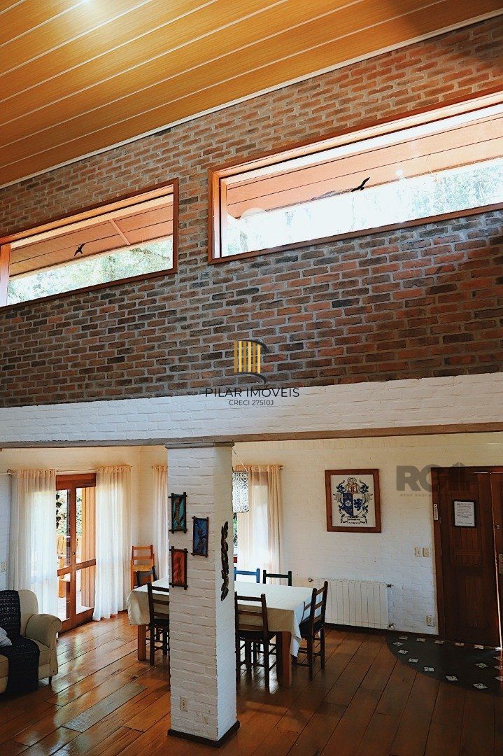 Linda casa em Canela