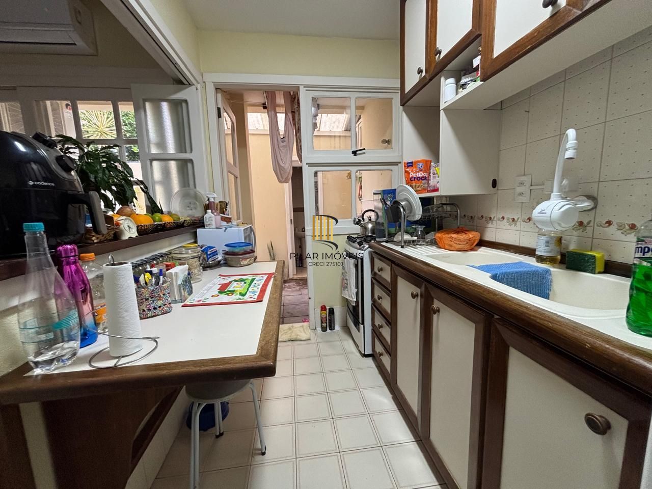 Excelente Casa 2 Dormitórios em Condomínio Fechado