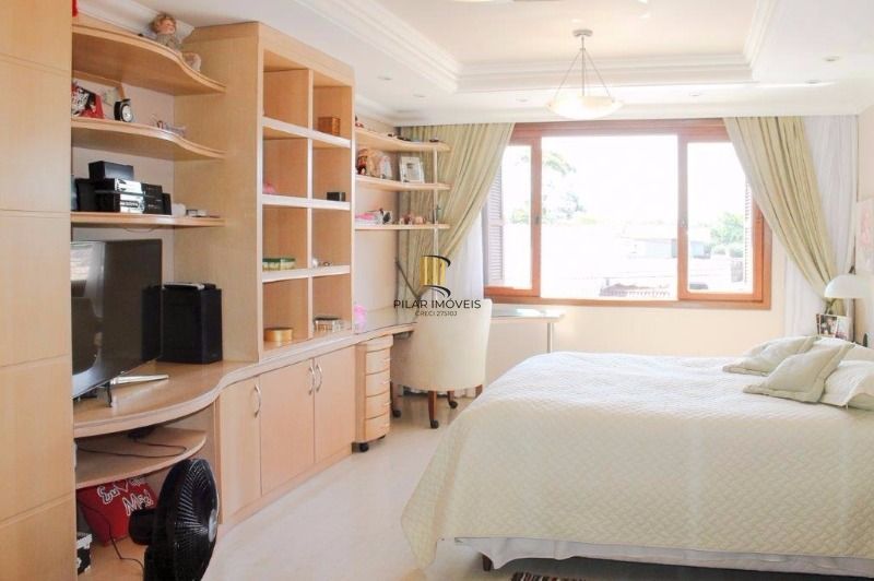 Casa para Venda - 350m², 3 dormitórios, sendo 1 suites, 4 vagas - Ipanema/ Jardim Verde