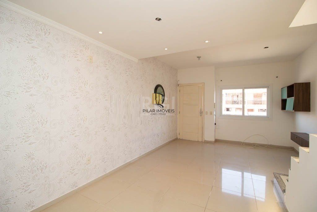 SOBRADO MOBILIADO, 2 QUARTOS, 2 VAGAS - CAMINHOS DO SOL - GUARUJÁ
