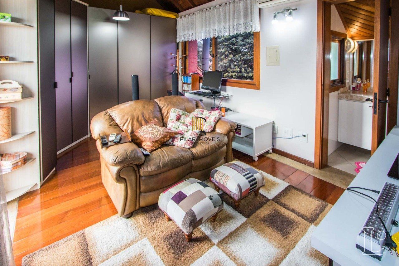 Casa Condominio para Venda - 382.86m², 4 dormitórios, sendo 2 suites, 4 vagas - Cristal