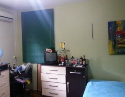 Casa para Venda - 330m², 5 dormitórios, sendo 1 suites, 7 vagas - Menino Deus