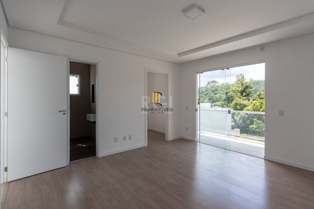 Casa Condominio para Venda - 219m², 3 dormitórios, sendo 1 suites, 2 vagas - Vila Nova