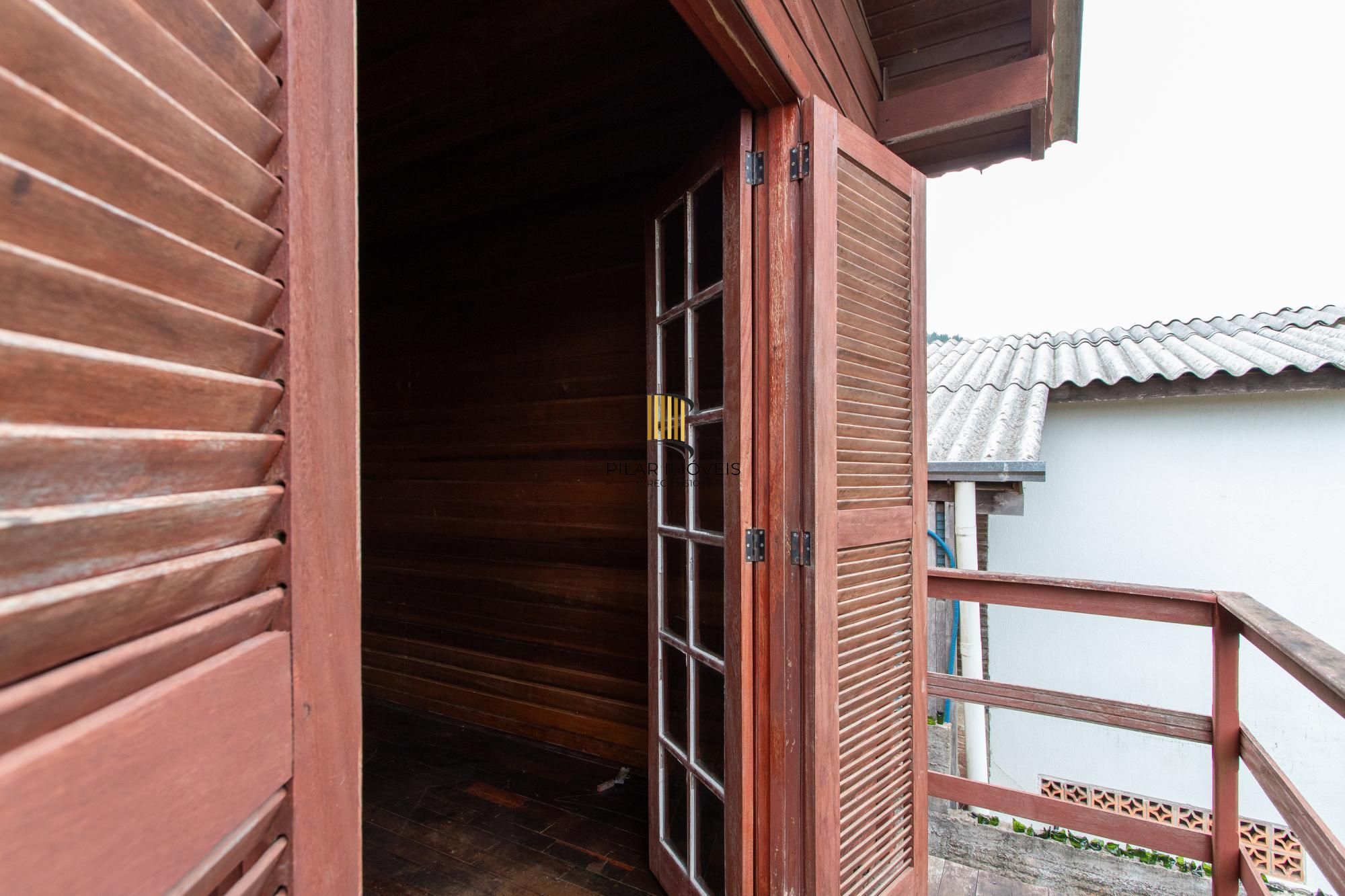 Casa 2 dormitórios no bairro Vila Nova