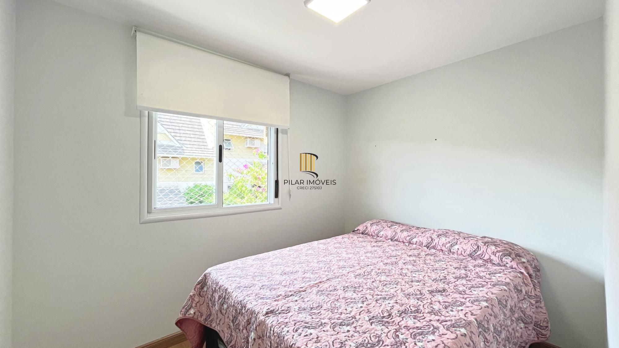 Casa em Condomínio com 3 quartos e 216m² à venda em Teresópolis, Porto Alegre.