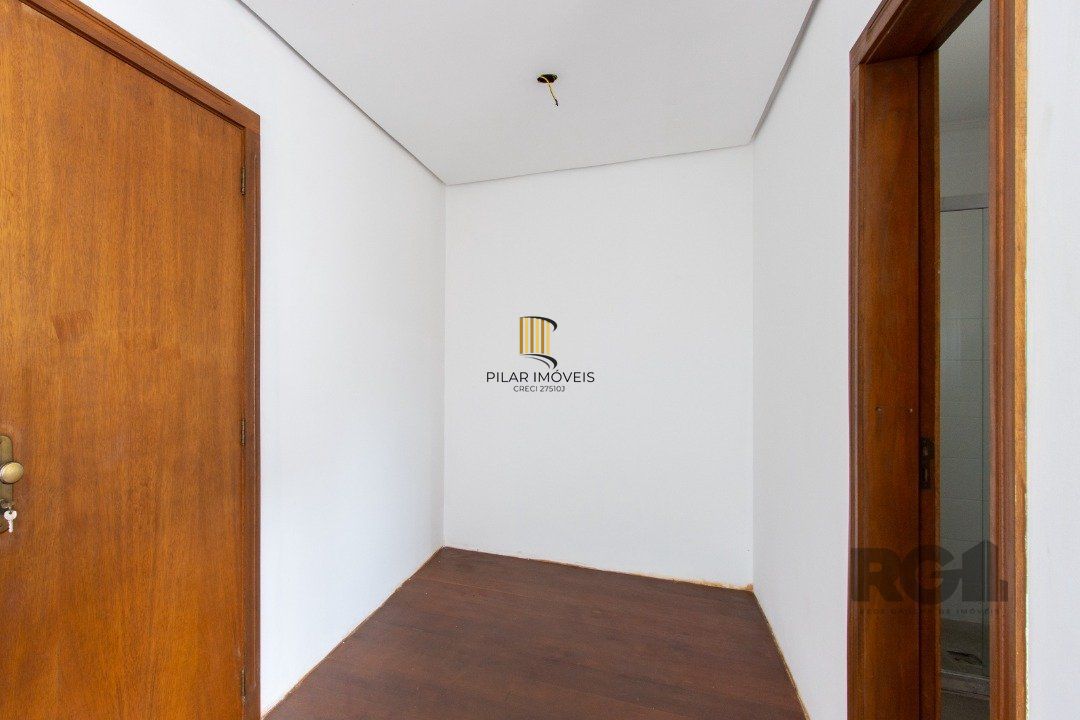 Casa 3 dormitórios no bairro Ipanema