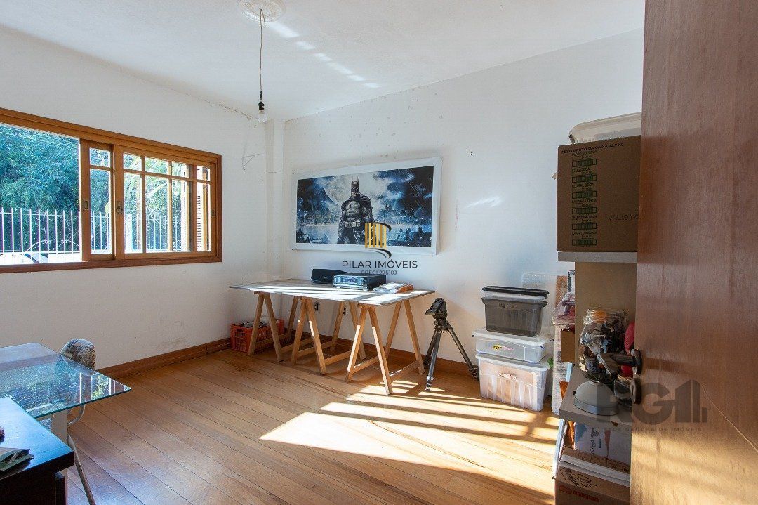 Casa para Venda - 380m², 4 dormitórios, sendo 1 suites, 4 vagas - Vila Assunção