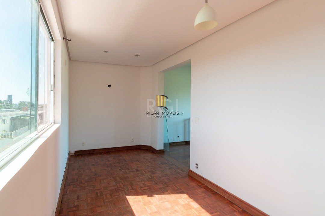 Cobertura para Venda - 79.22m², 2 dormitórios, sendo 1 suites, 1 vaga - Camaquã