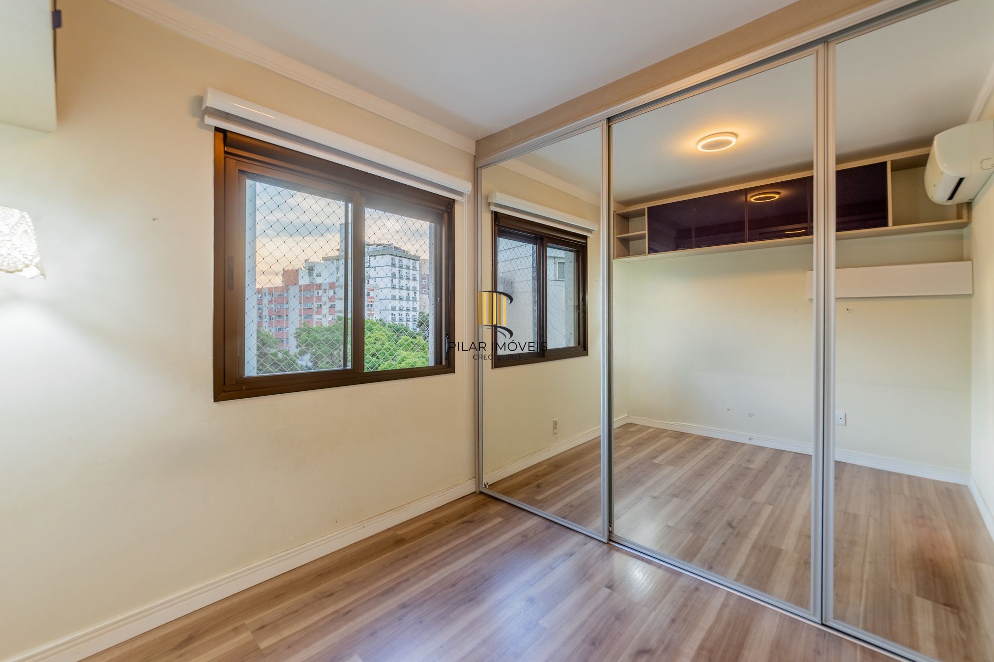 Apartamento com 2 suites, lavabo e 2 vagas de garagem no Bairro Rio Branco