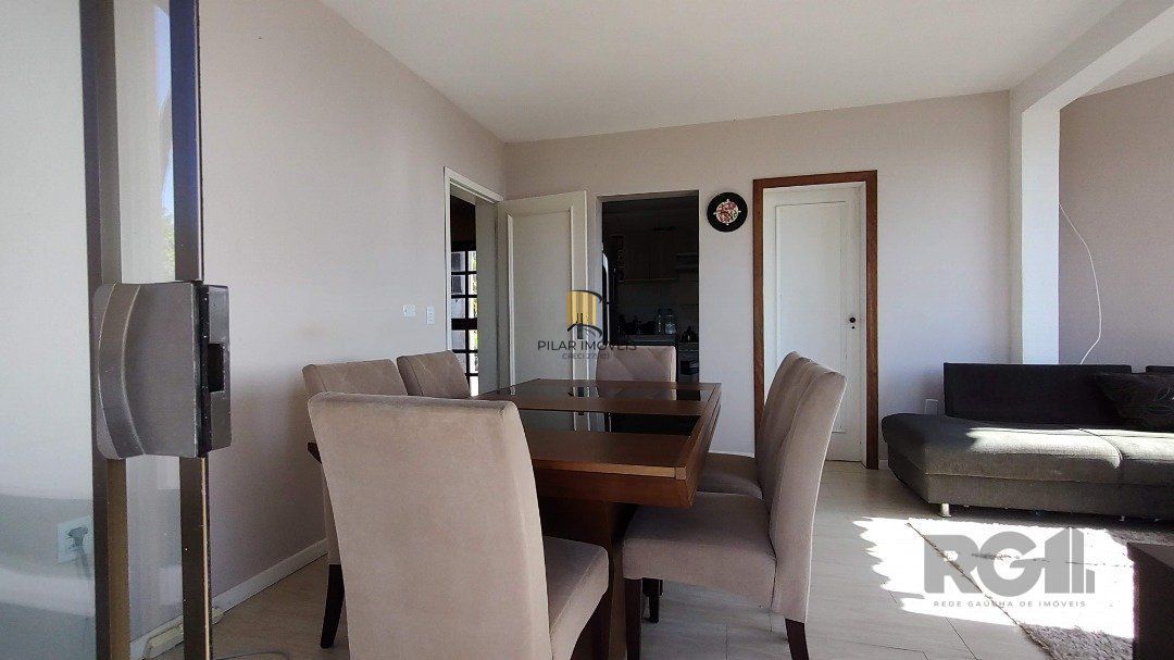 Sobrado, 5 quartos, 2 suites, pátio, 3 vagas - Bairro Vila Nova