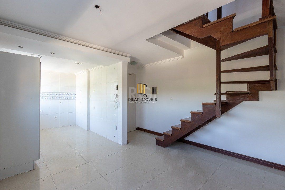 Cobertura para Venda - 79.22m², 2 dormitórios, sendo 1 suites, 1 vaga - Camaquã