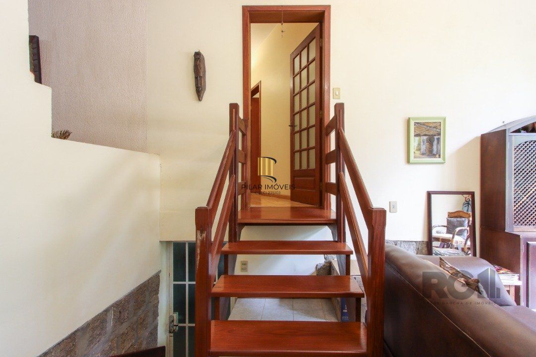 Casa com 3 quartos, suite em terreno com 7.320m² - Belem Velho