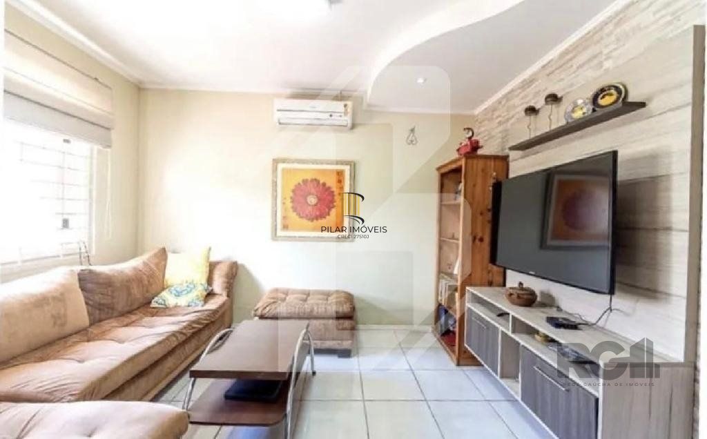 Casa 3 dormitórios no bairro Passo das Pedras