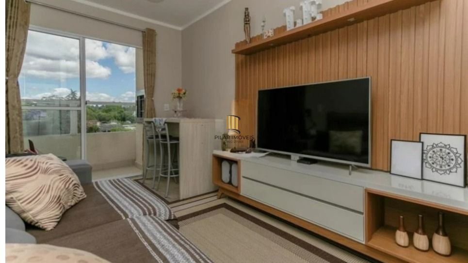 Apartamento com 2 quartos na Protásio Alves