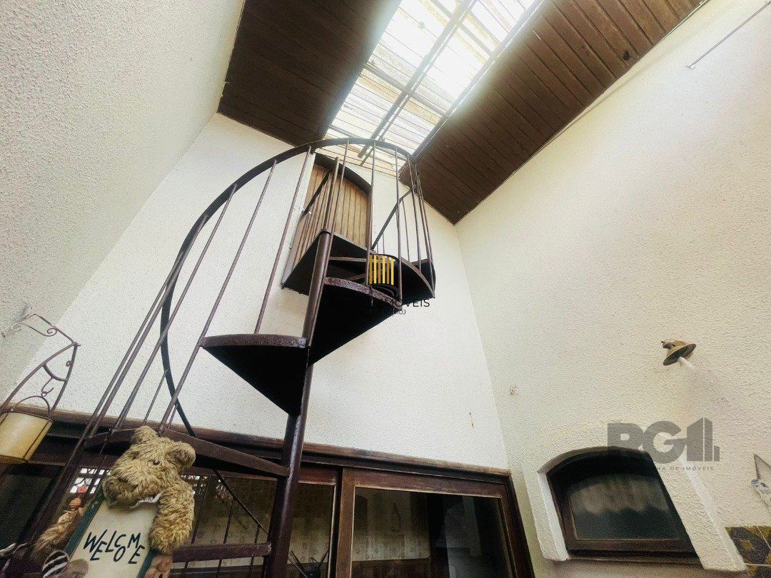 Casa 3 dormitórios no bairro Tristeza