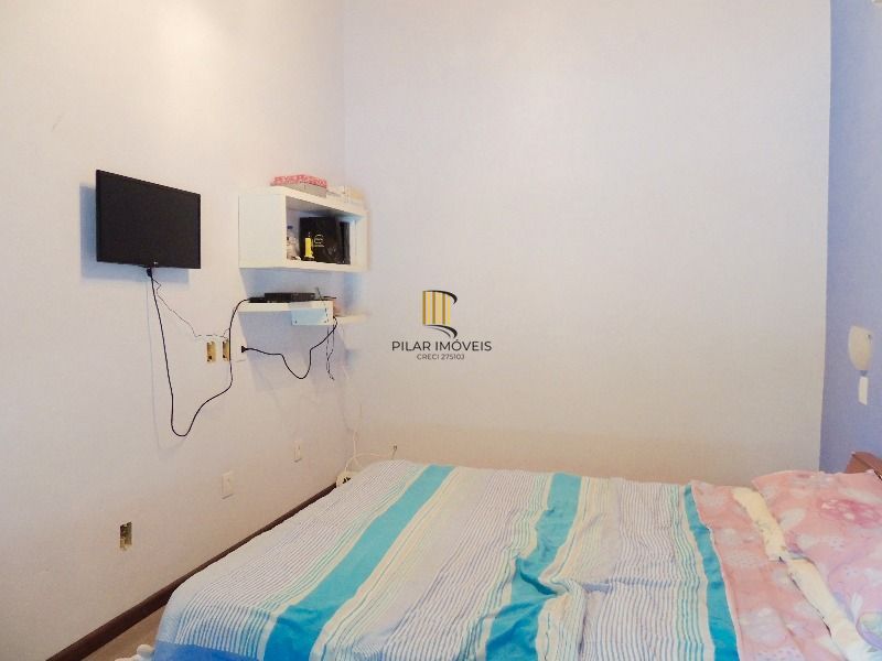 Casa para Venda com 3 dormitórios, sendo 2 suites e 3 vagas no bairro Belém Novo