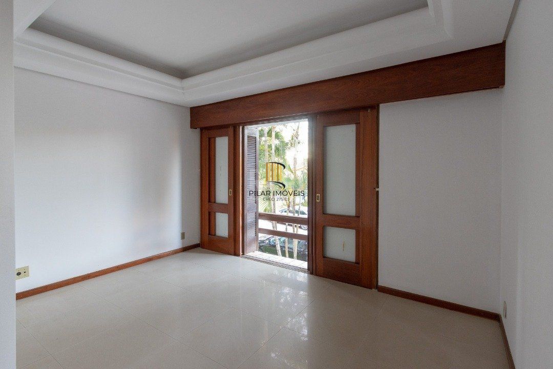 Casa para Venda - 558.14m², 4 dormitórios, sendo 4 suites, 6 vagas - Jardim Isabel