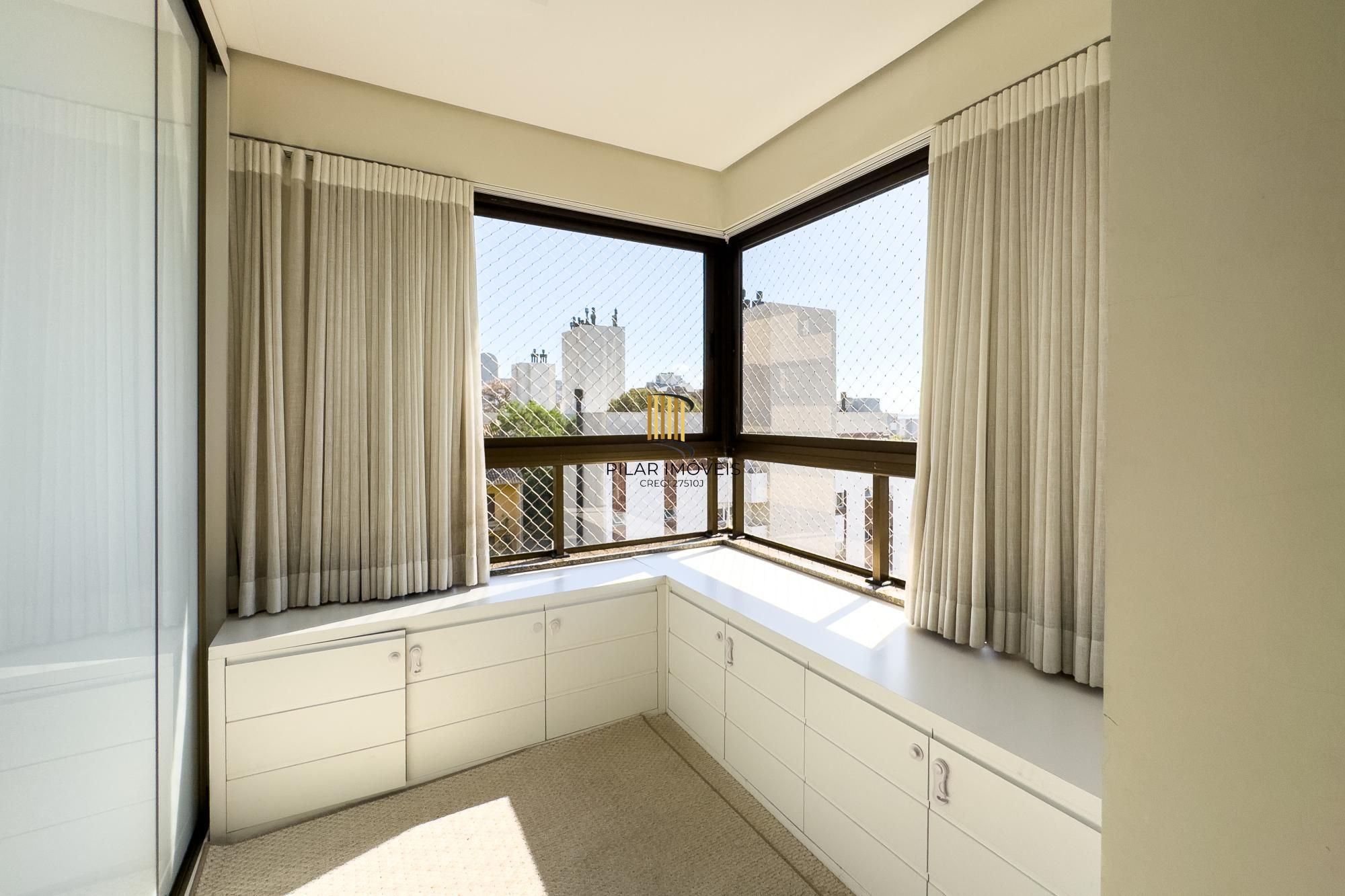 Cobertura alto padrão vista rio, construção Bandeira, com 228,32m² de área privativa.