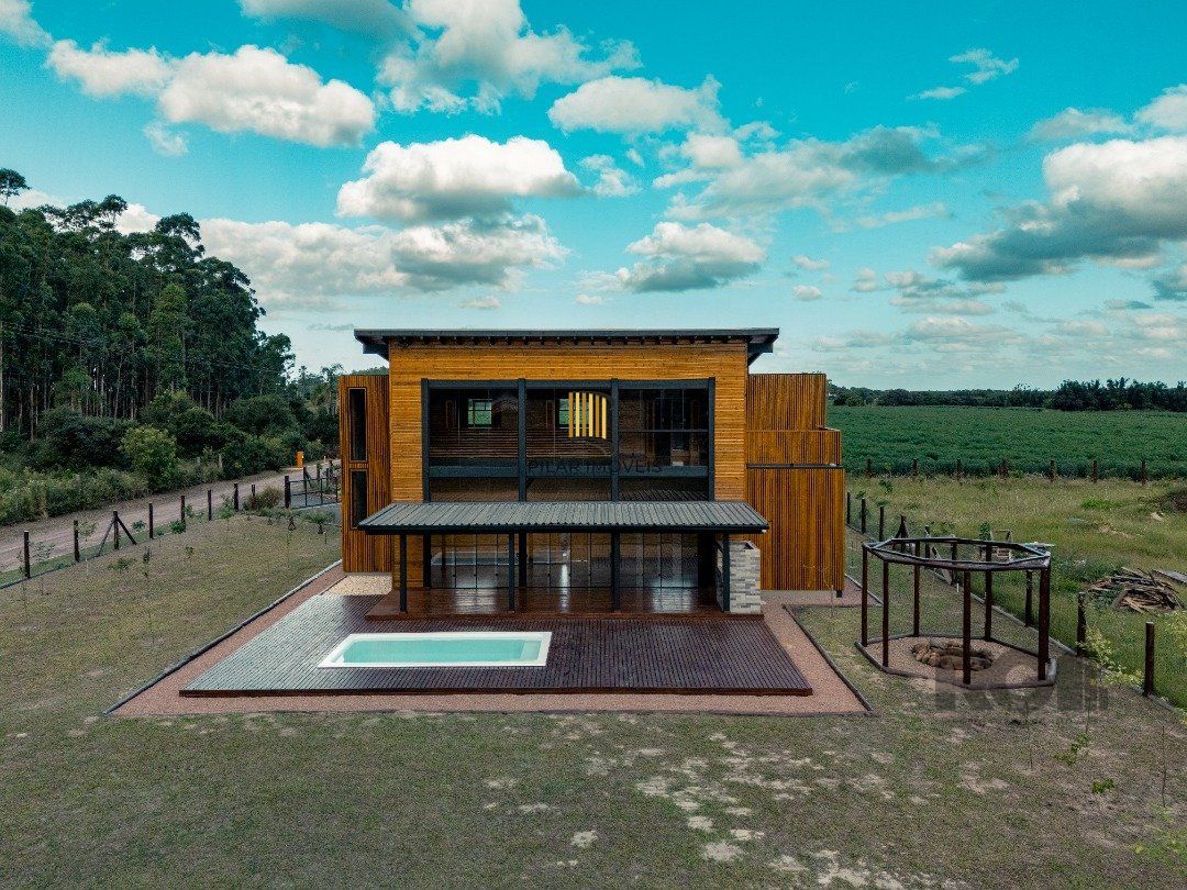 Casa de Condomínio 3 dormitórios no bairro Palmital