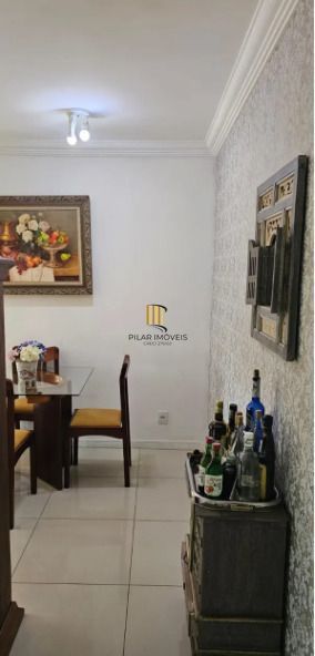 Apartamento 2 dormitórios no bairro Glória