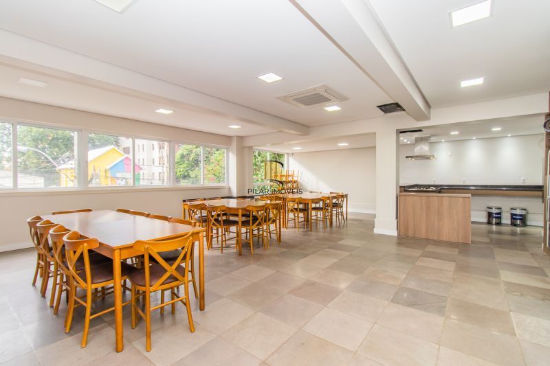 Cobertura Exclusiva com Vista Privilegiada no Coração do Bairro Moinhos de Vento