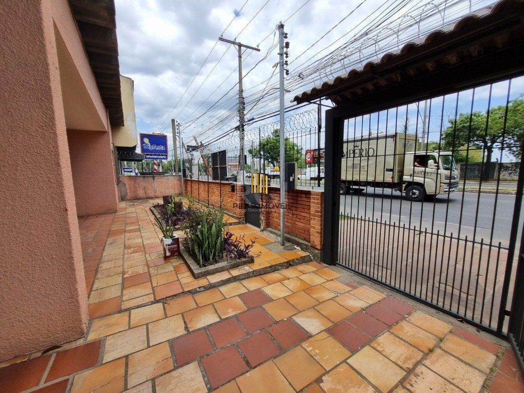 Casa 3 dormitórios no bairro Cristal