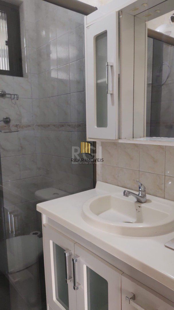 Apartamento para Venda - 50m², 2 dormitórios, 1 vaga - Cristal