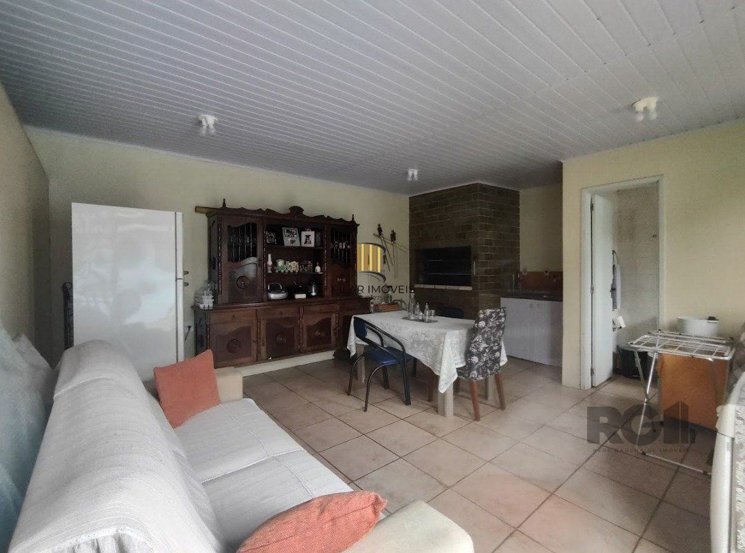 Casa para venda com 3 dormitórios no bairro Tristeza