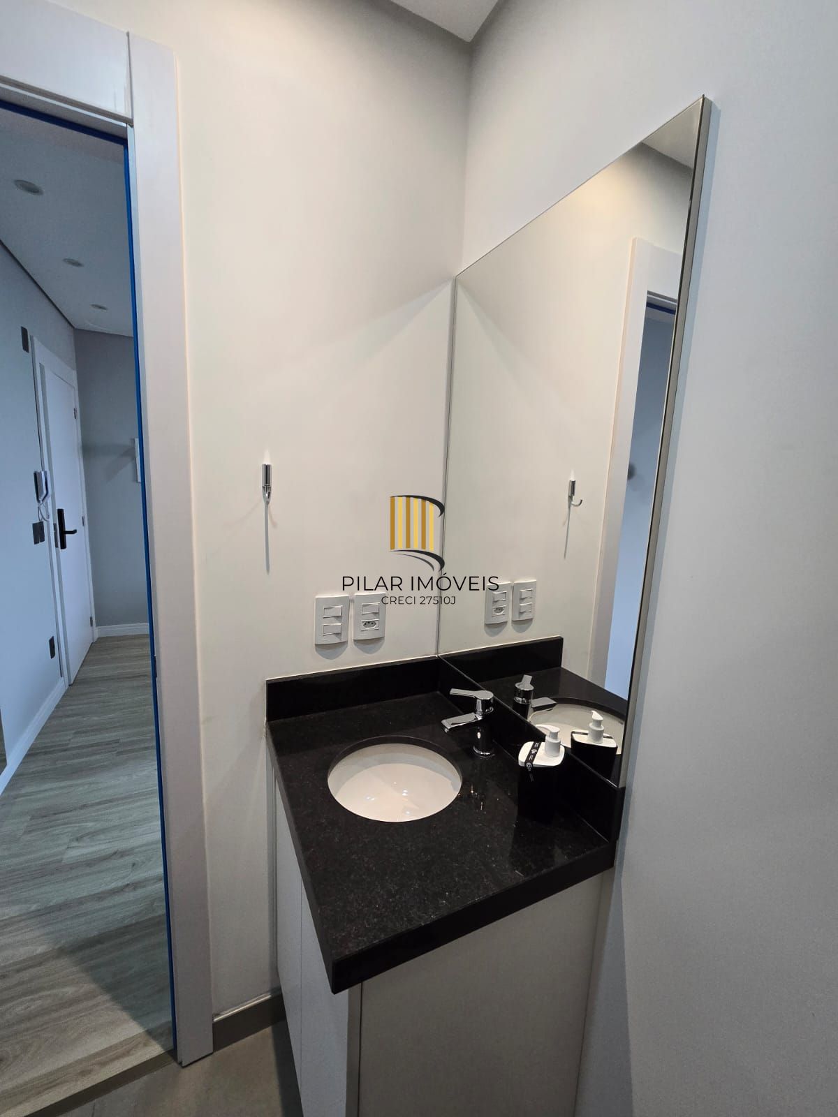 Apartamento 1 Dormitório(s) Bairro Centro Histórico